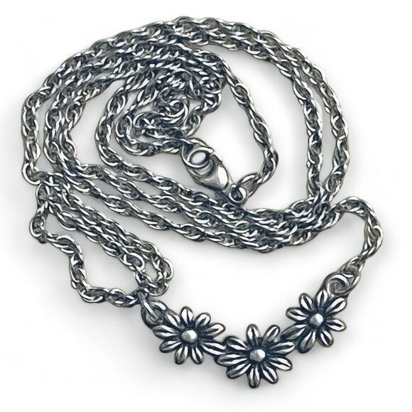 James Avery Margarita Three Flowers Sterling Silver Necklace Retired - Picture 2 of 15